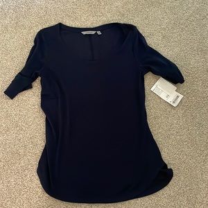 Nwt Athleta size medium navy breezy tee